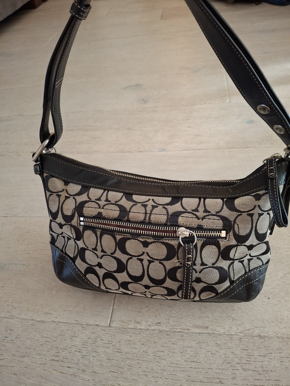 Coach Soho Signature Jacquard Hobo Shoulder Bag Black - Picture 2 of 8